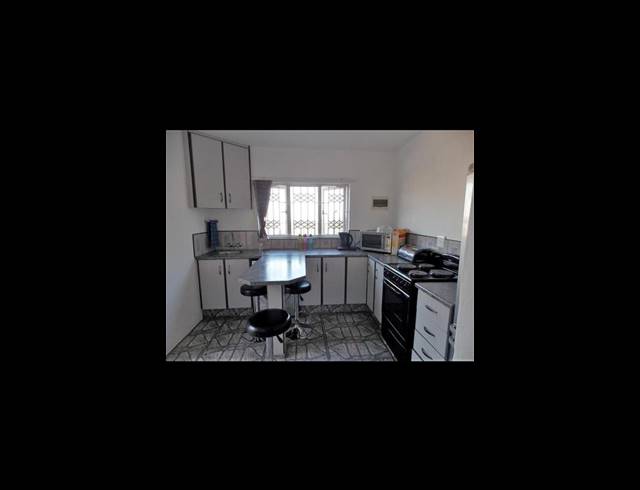 2 BEDROOM HOUSE FOR SALE IN SHALLCROSS